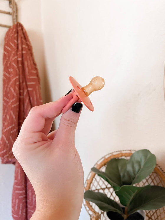 *NEW STYLES* Itzy Soother™ Natural Rubber Paci Sets: Glow - Buttercream + Pistachio 6-18 M