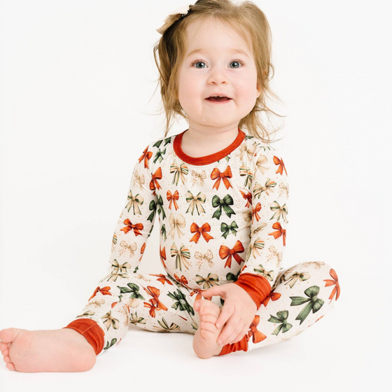 Holiday Bows Bamboo Set