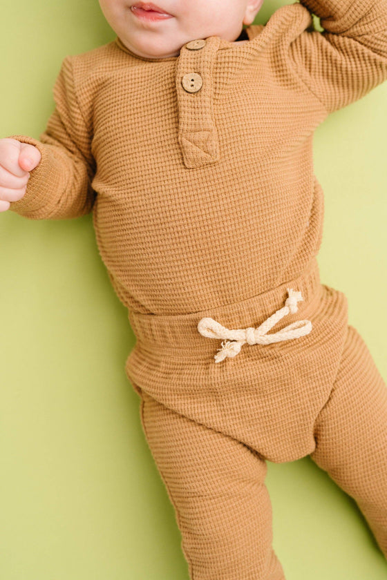 Toasted Almond Waffle Cozy Set